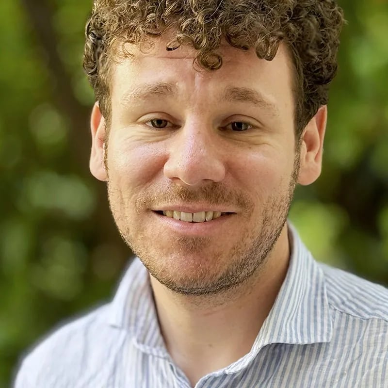 Portrait of Elliot Bentley