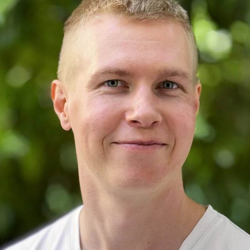 Portrait of Linus Aarnio